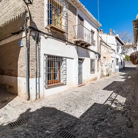 Apartment Hermanos Del Mentidero Granada